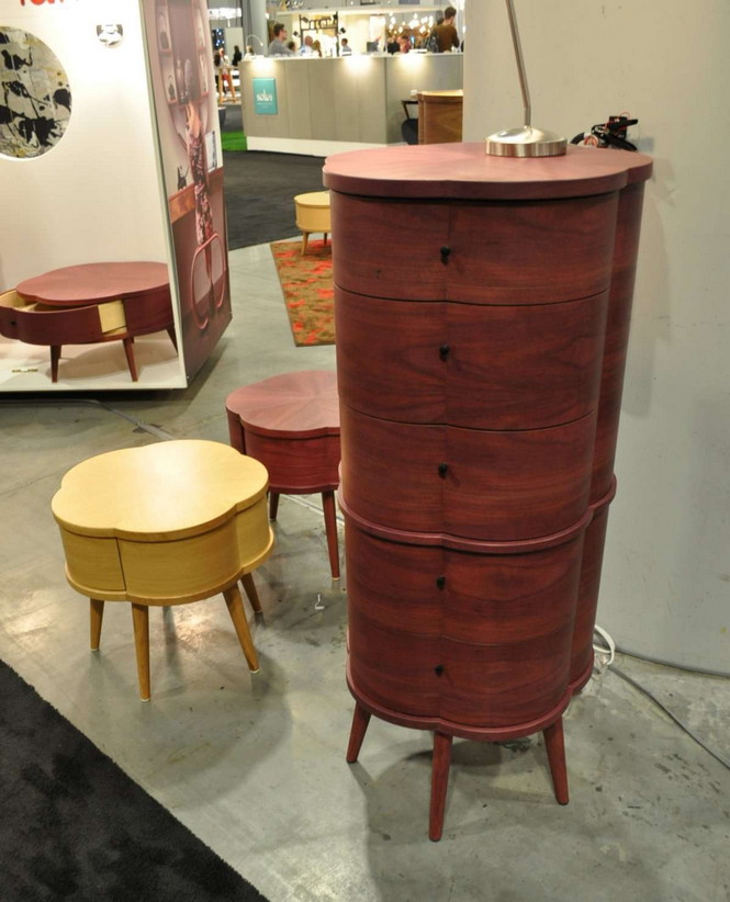 Дизайнер из Канады, Майк Лам, представил коллекции мебели на шоу IDSwest 2012