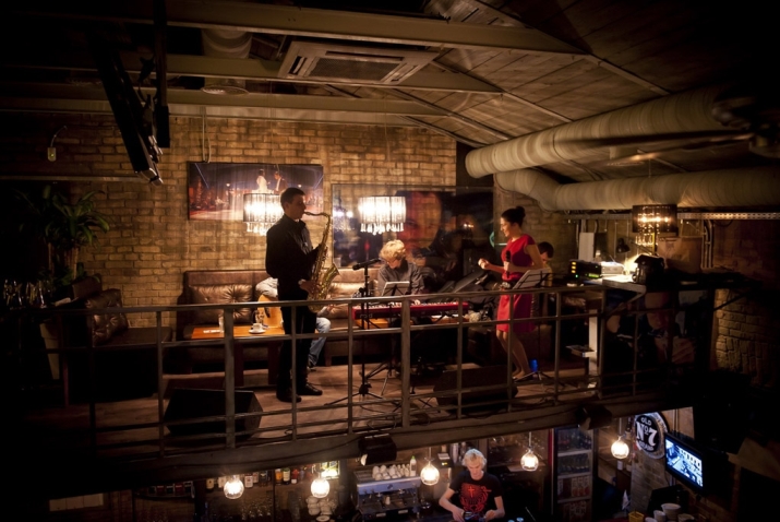 Стильный ресторан- Tarantino Grill&Wine Bar на Подоле 