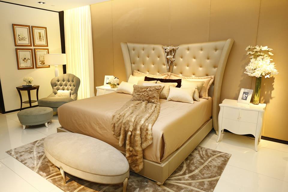 Top-20-Luxury-Beds-for-Bedroom-22