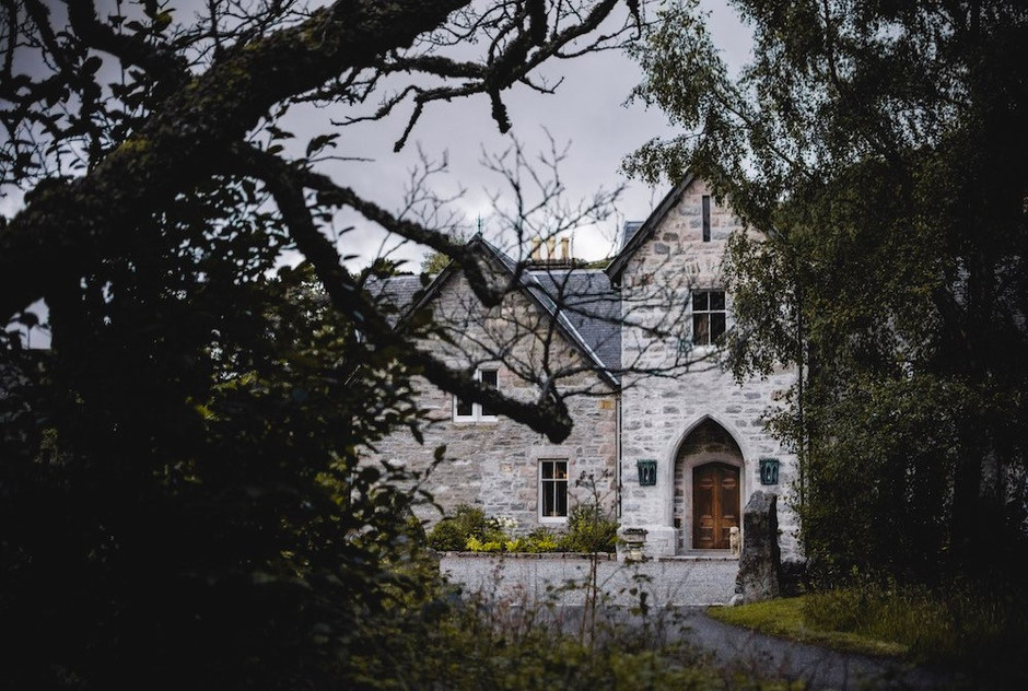 Шотландское поместье, где снимался сериал «Корона»