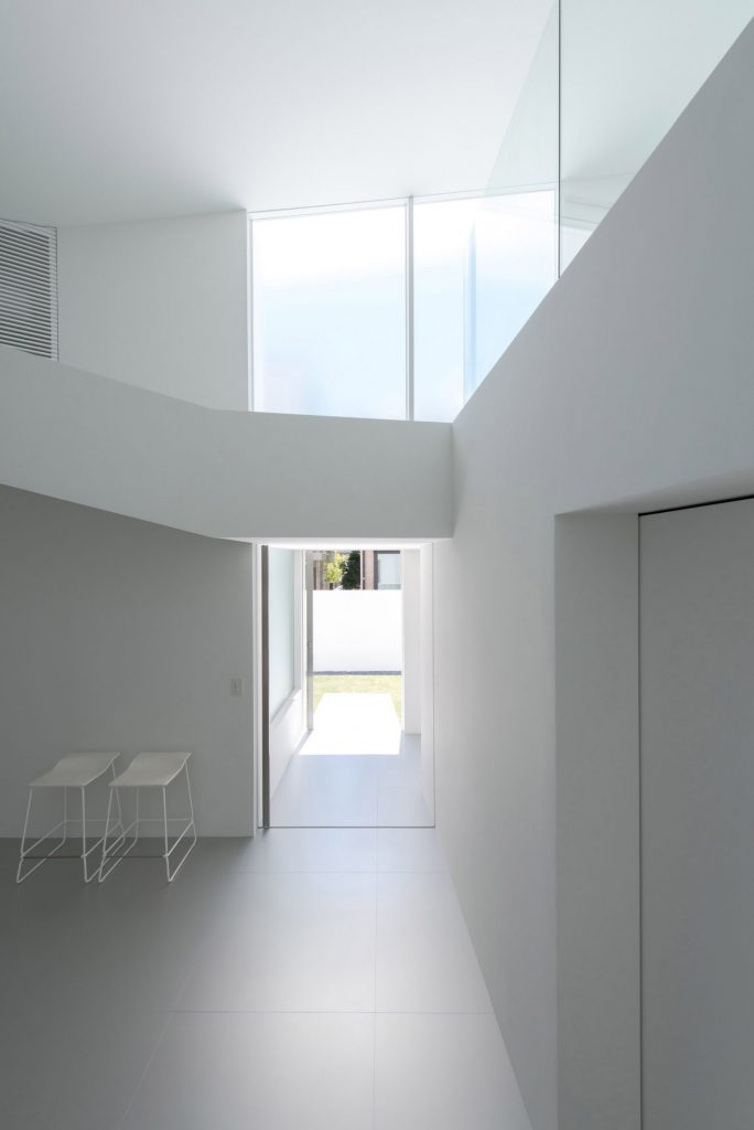 Takashi Yamaguchi проектирует дом на основе ленты Мёбиуса